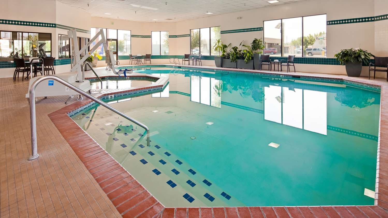 Best Western Plus Cottontree Inn 4