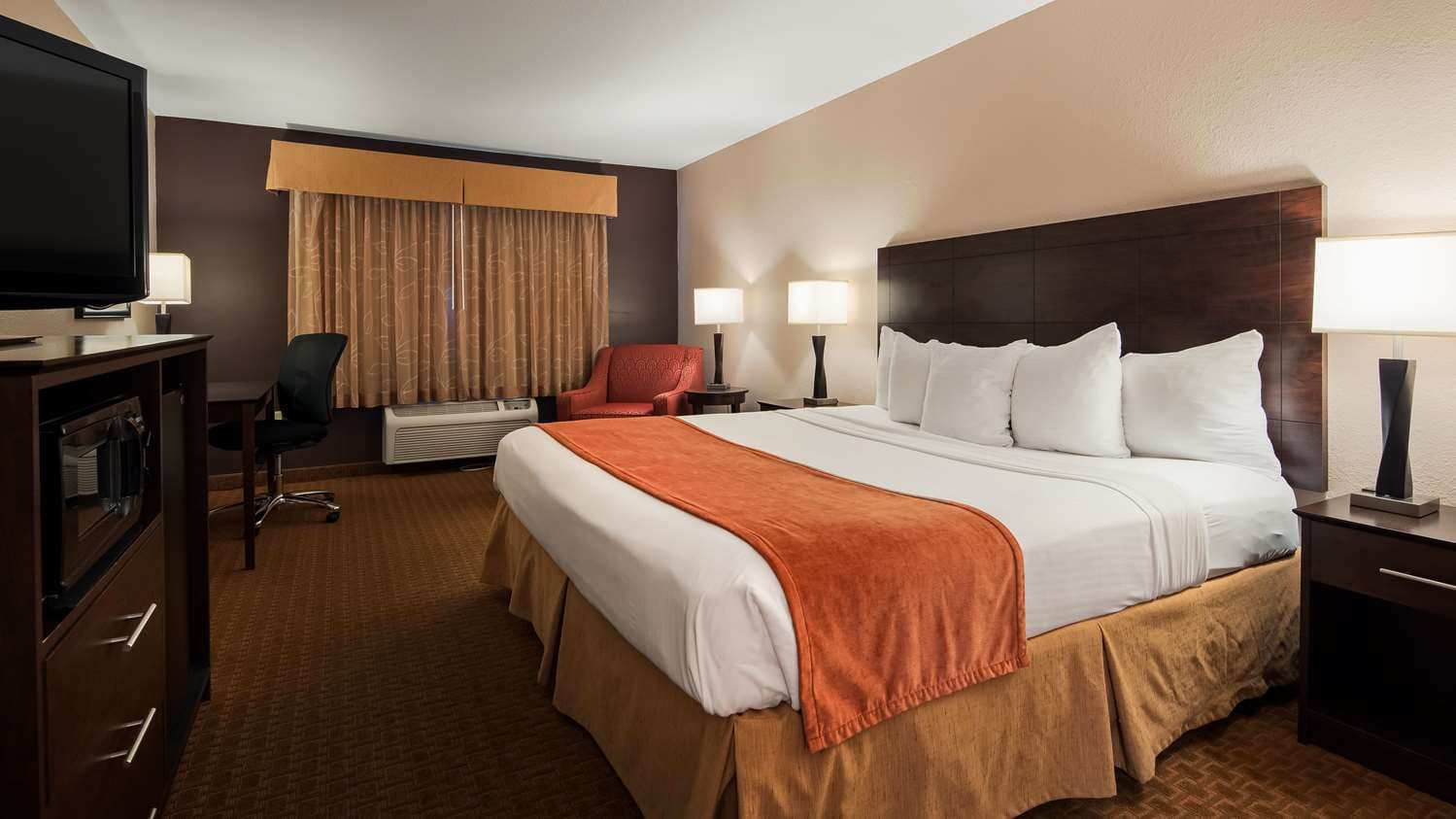 Best Western Flora Inn 3