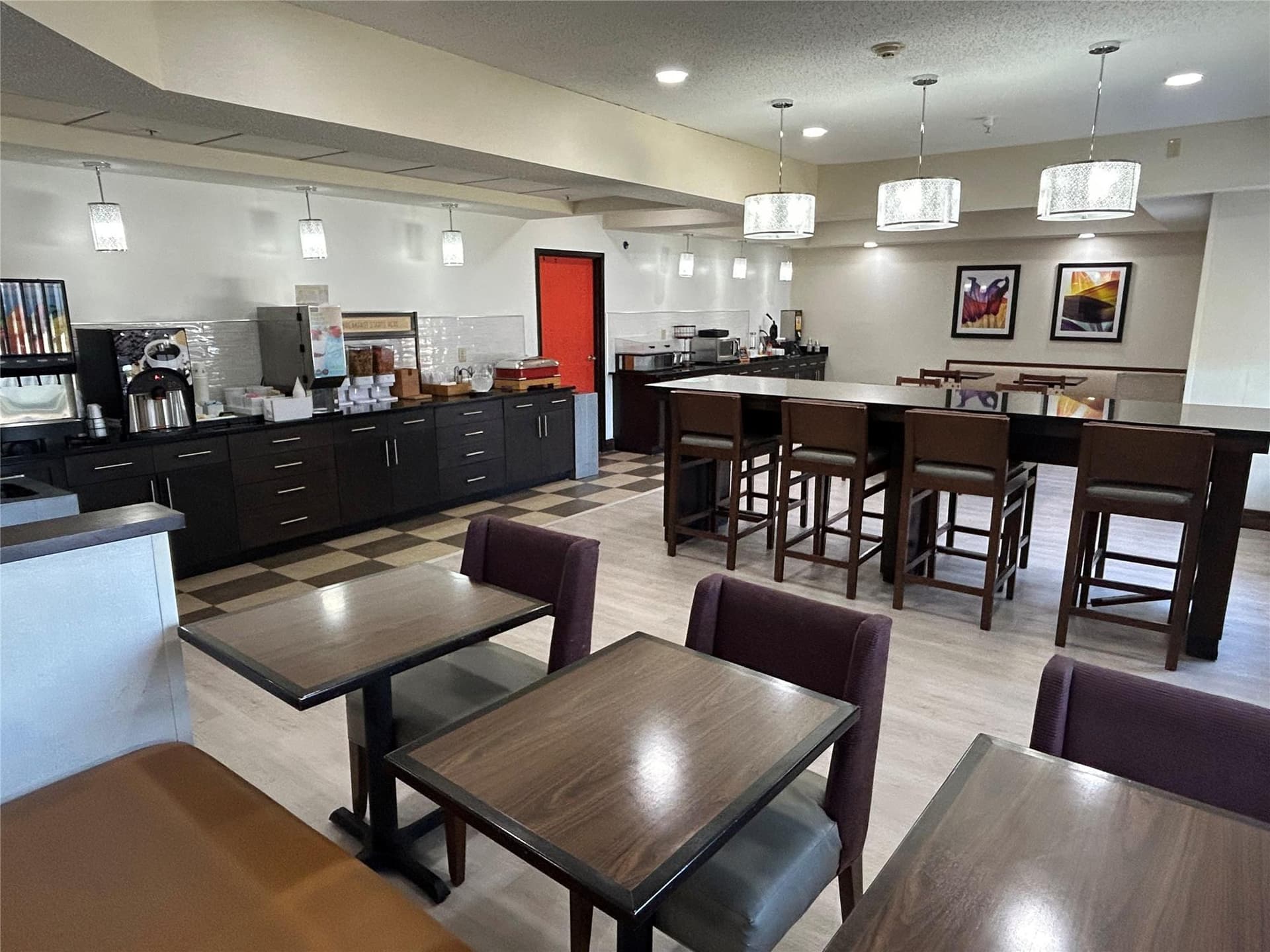 SureStay by Best Western Forsyth Decatur 3