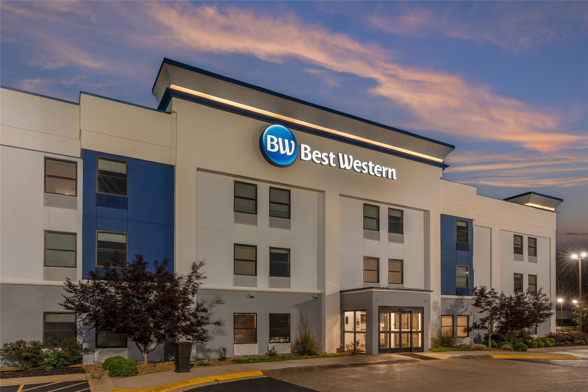 Best Western St. Louis Fairview Heights 2