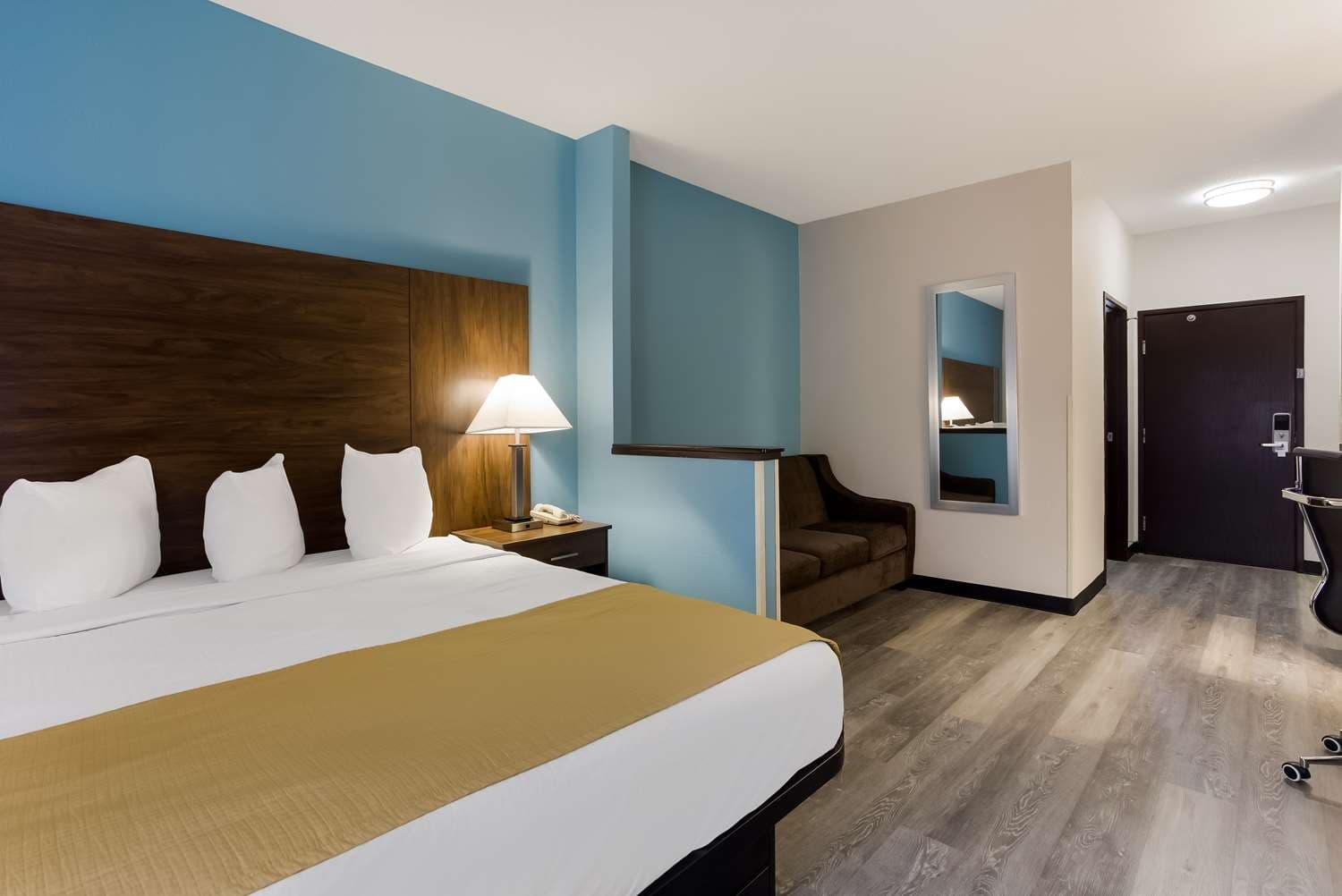Best Western Crossroads Inn 3