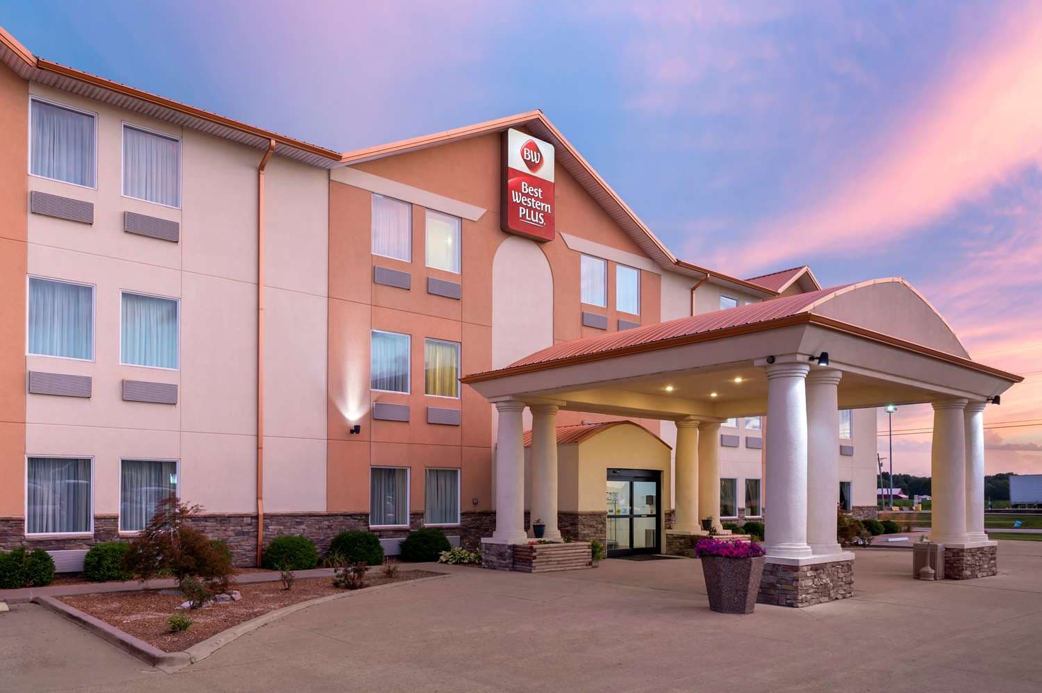 Best Western Plus Covered Bridge Inn 2