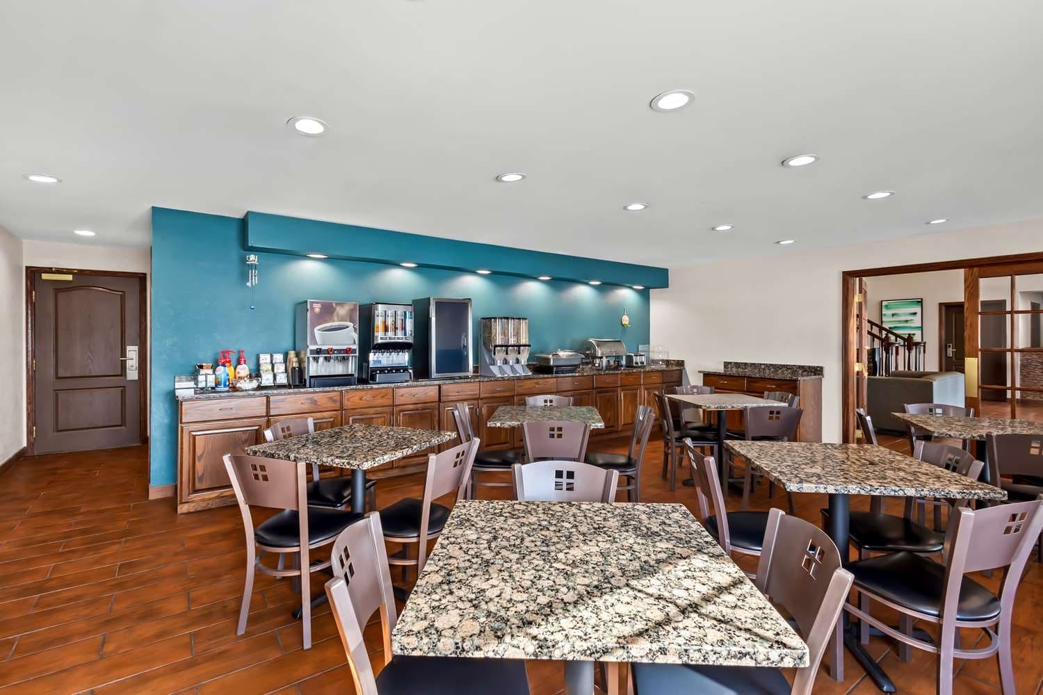 Best Western Fort Wayne Inn & Suites North 5