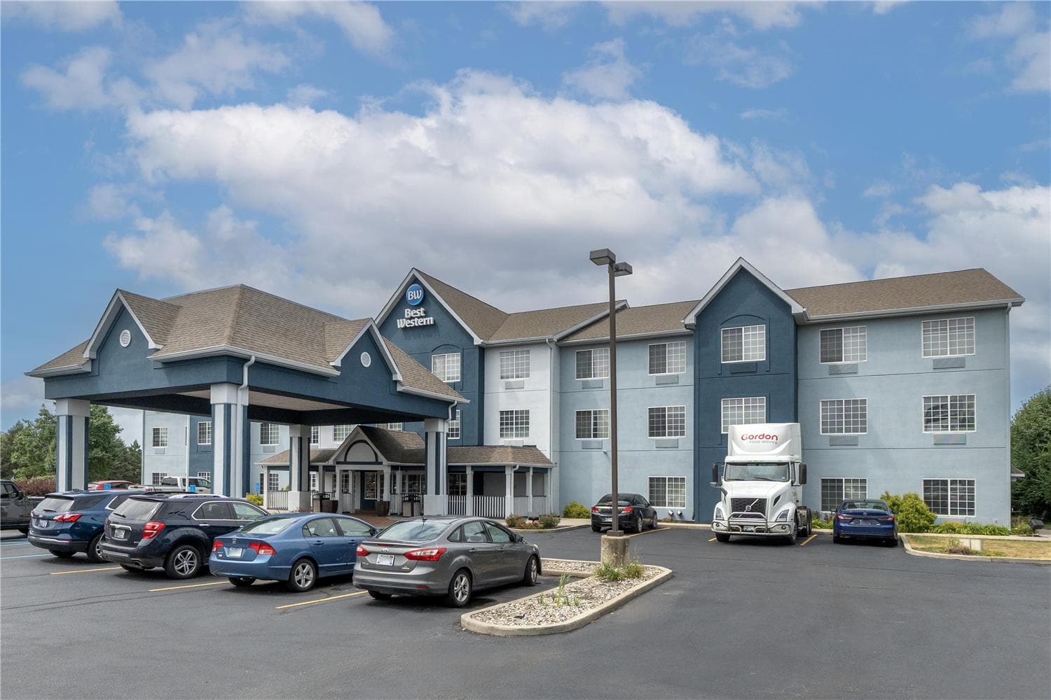 Best Western Fort Wayne Inn & Suites North 2