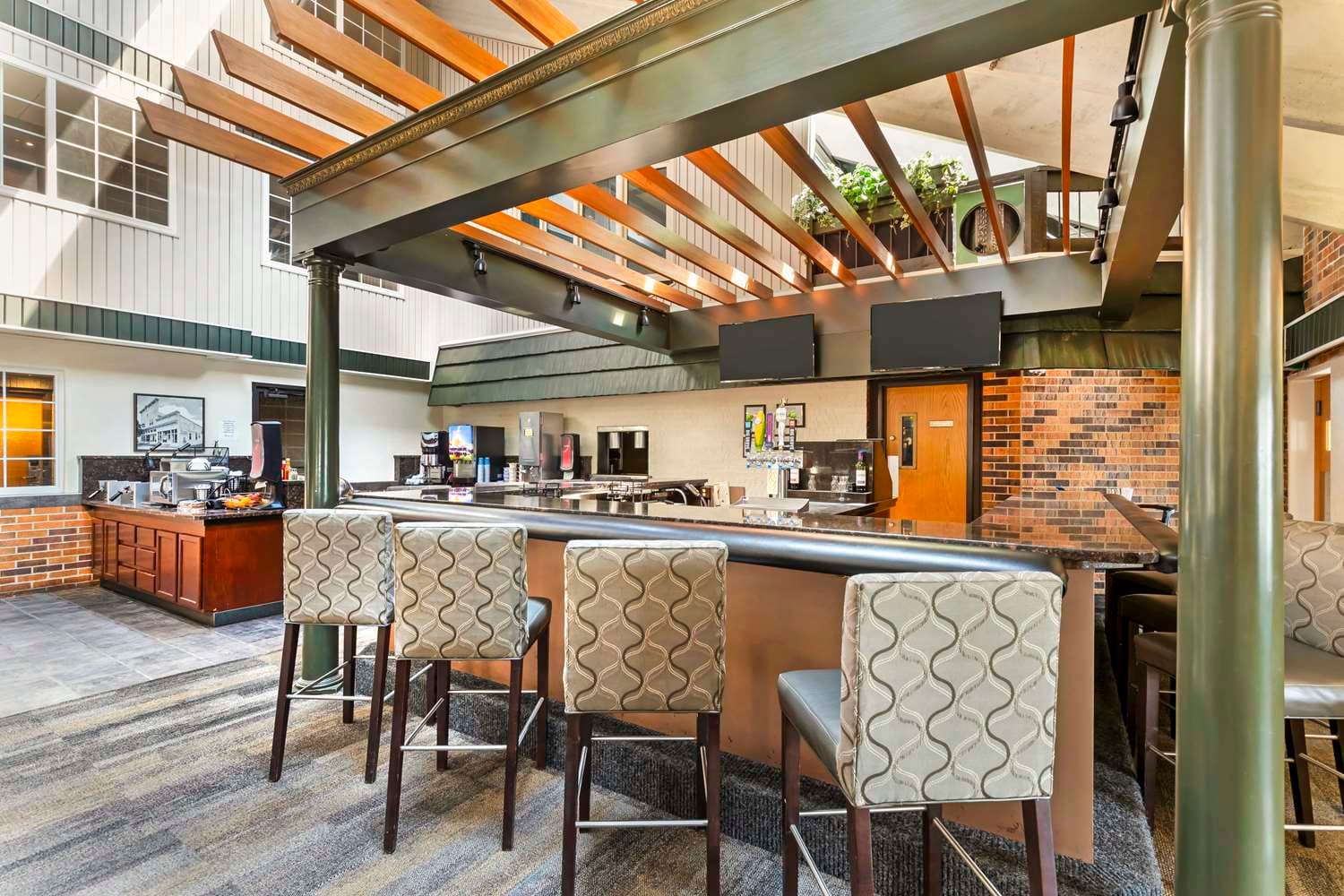Best Western Plus Longbranch Hotel & Convention Center 3