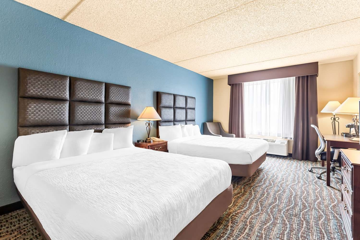 Best Western Holiday Manor 3