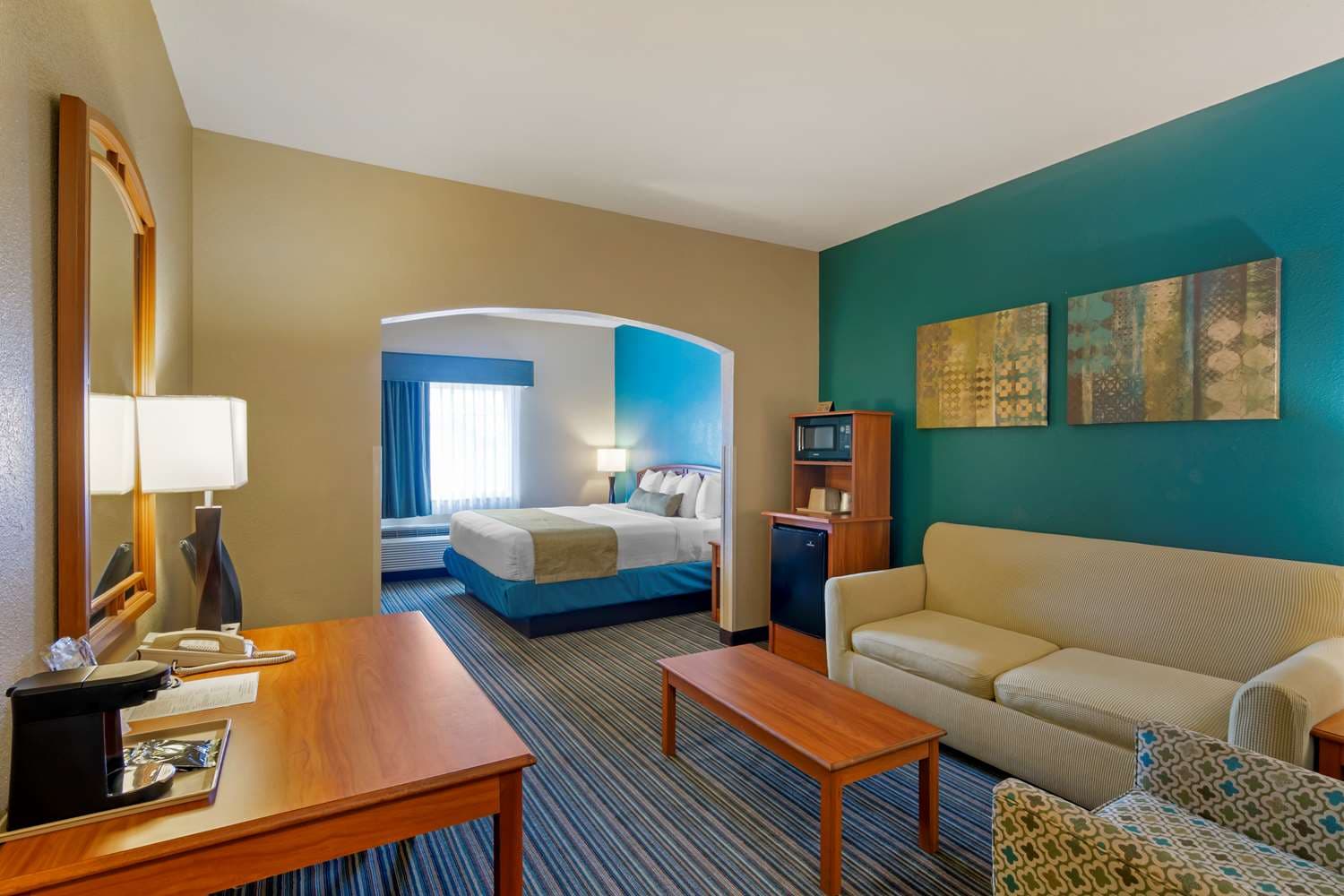 Best Western Governors Inn & Suites 3