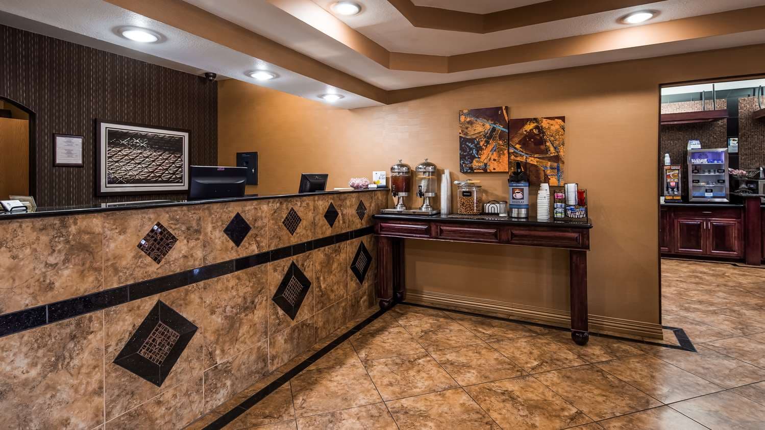 Best Western Manhattan Inn 5