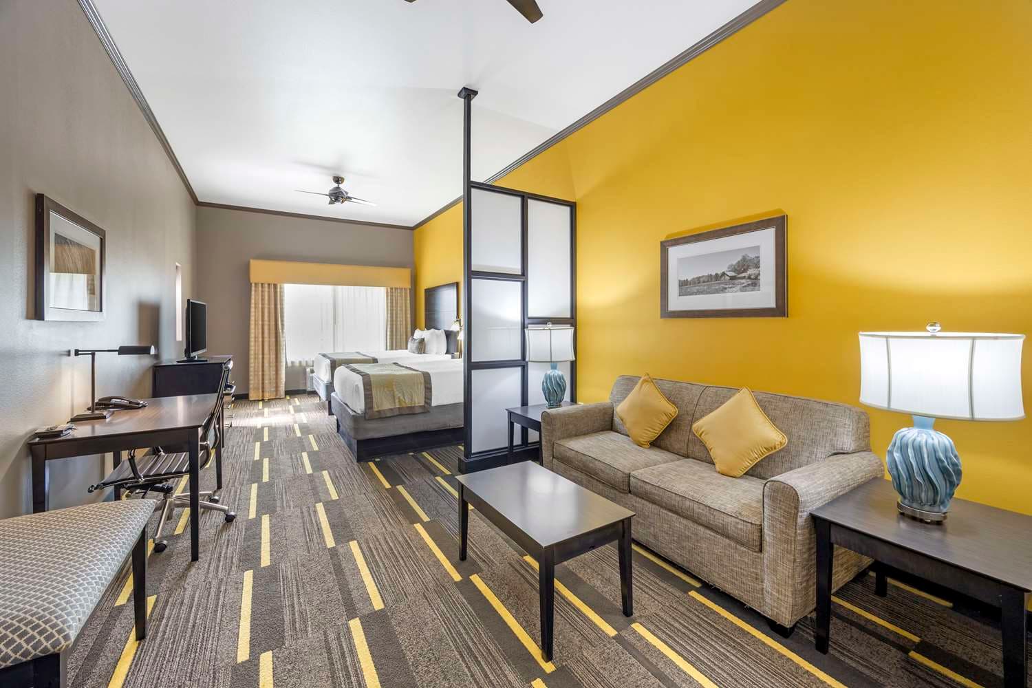 Best Western Plus Emerald Inn & Suites 4