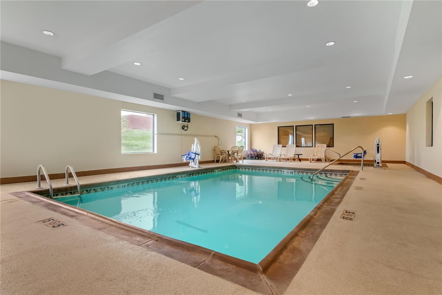 Best Western Plus Hiawatha Hotel 5