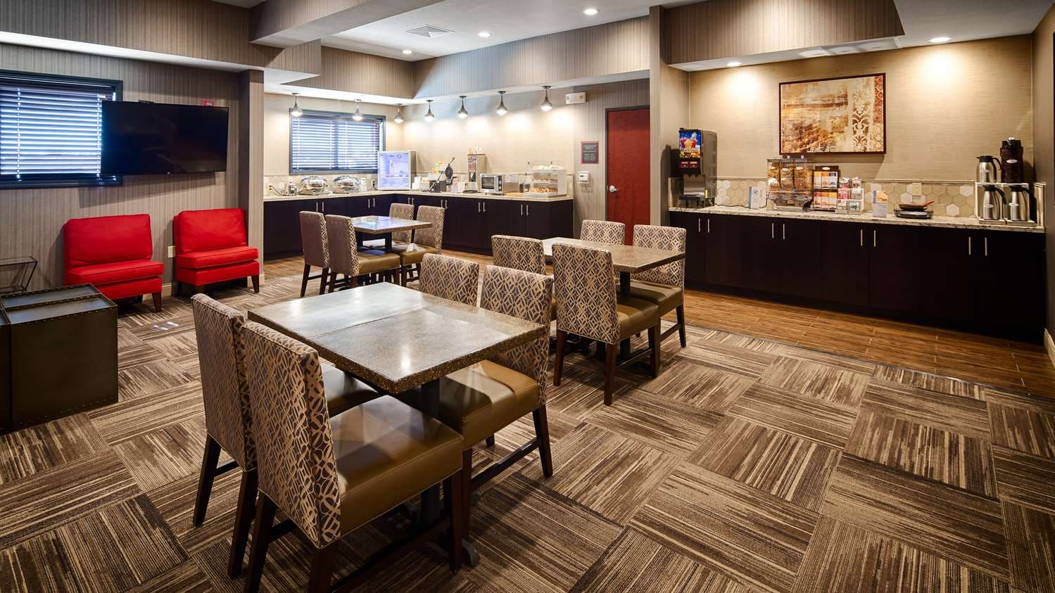 Best Western Plus Stevens County Inn 5