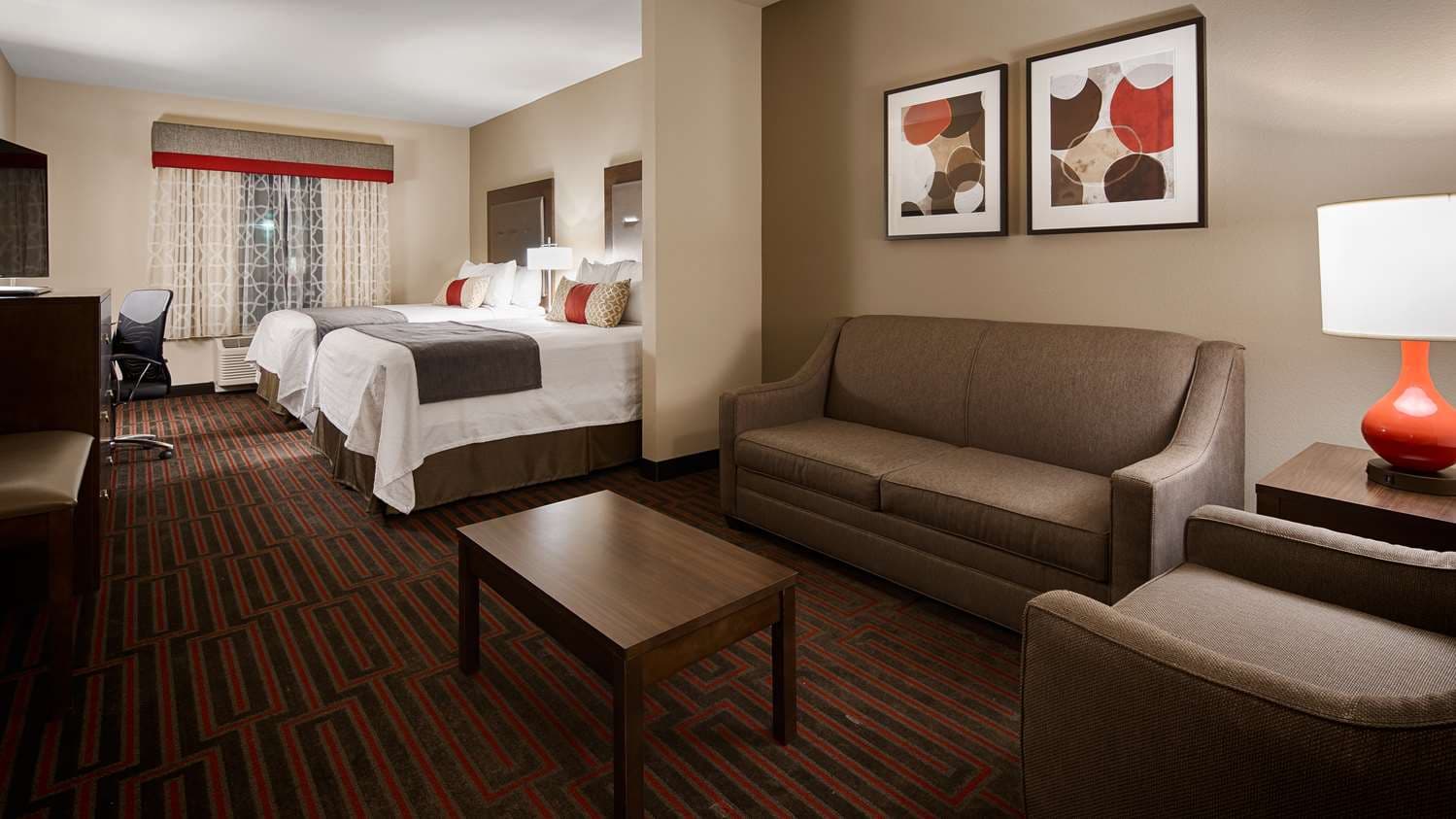 Best Western Plus Stevens County Inn 3