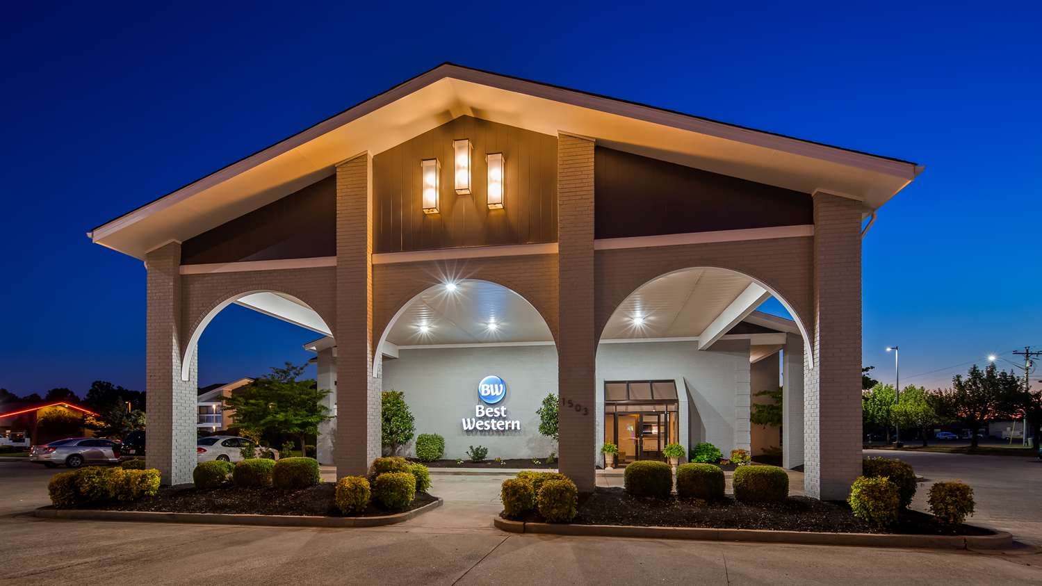 Best Western University Inn 2