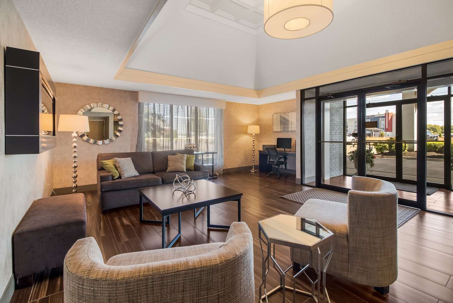 Best Western University Inn 3