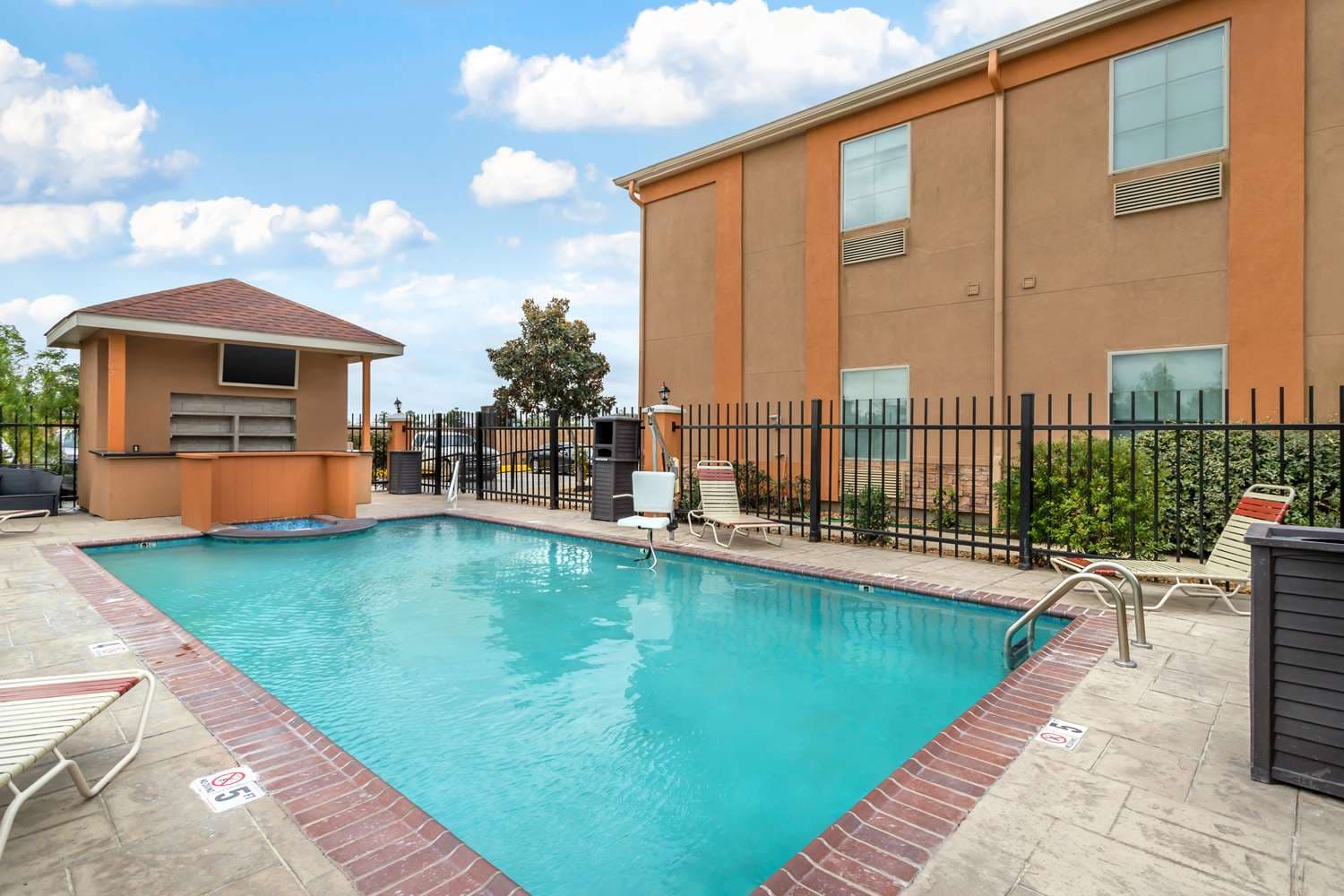 Best Western Casino Inn 3