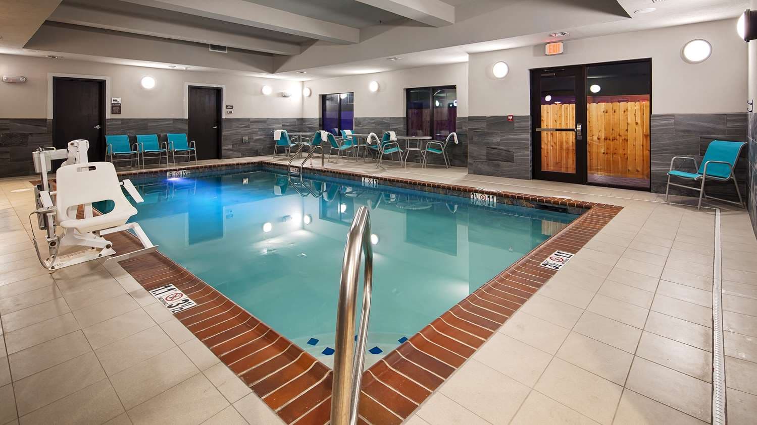 Best Western Plus Prien Lake Hotel & Suites - Lake Charles 4