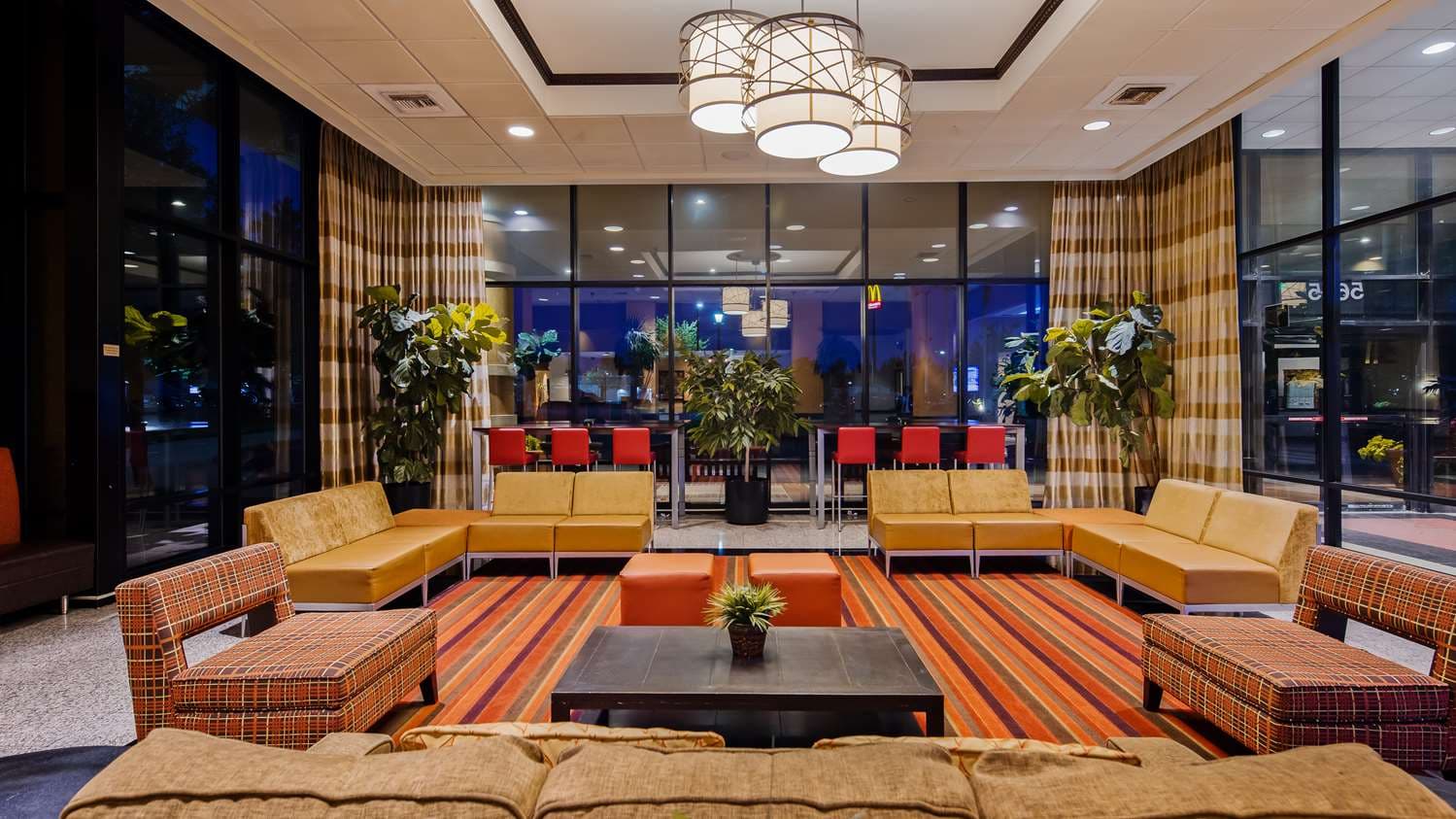 Best Western Plus Hotel & Conference Center 4
