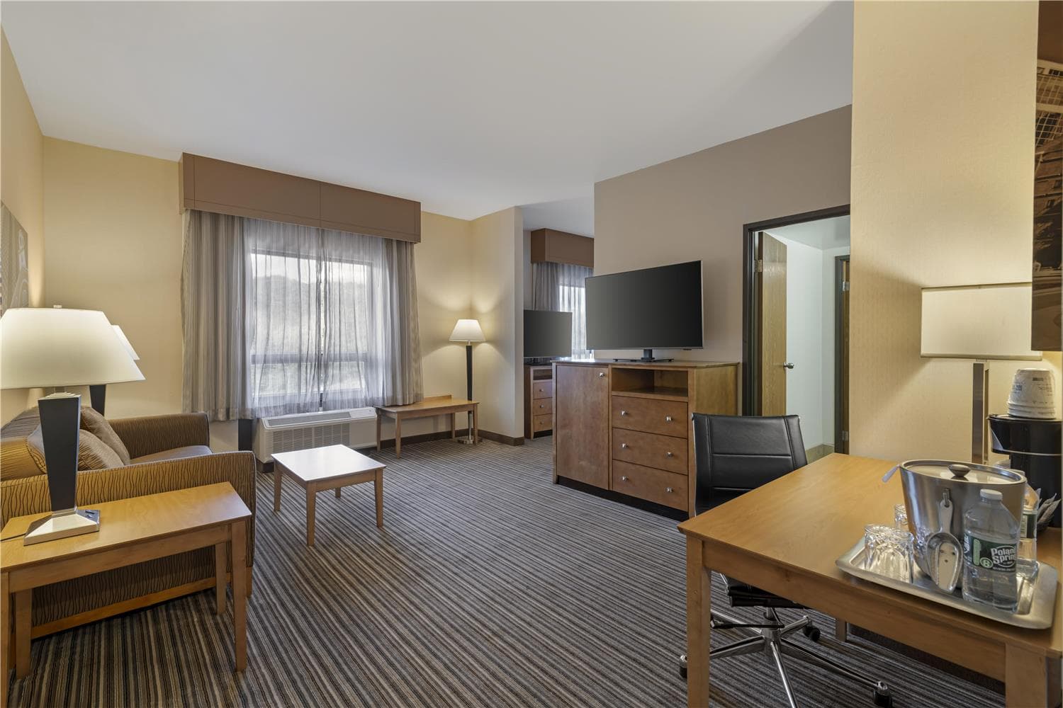 Best Western Royal Plaza Hotel & Trade Center 3