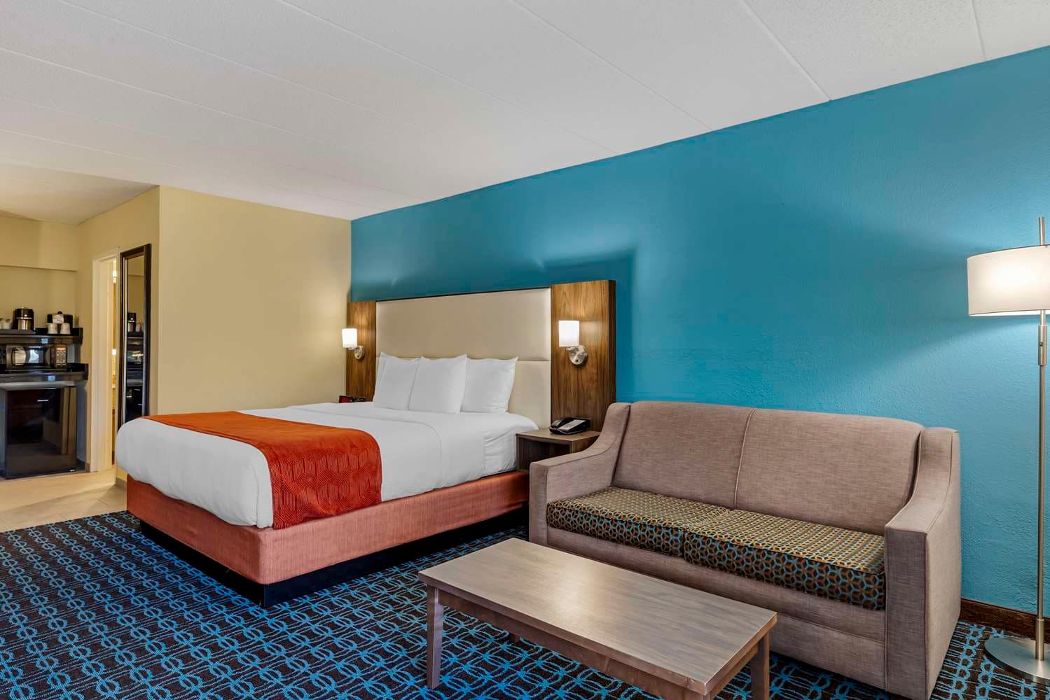 Best Western Plus North Shore Hotel 3