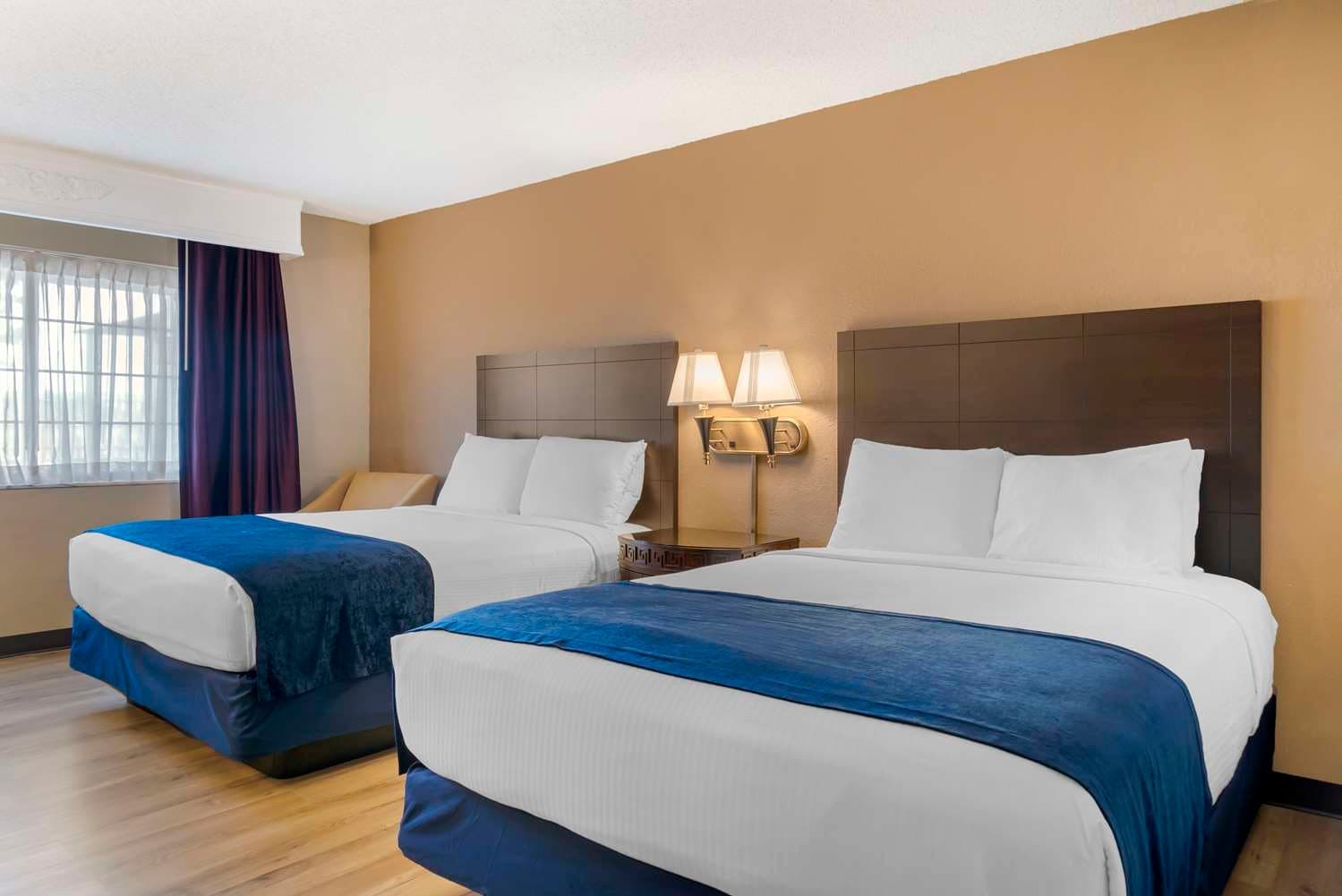 Best Western Greenfield Inn 5