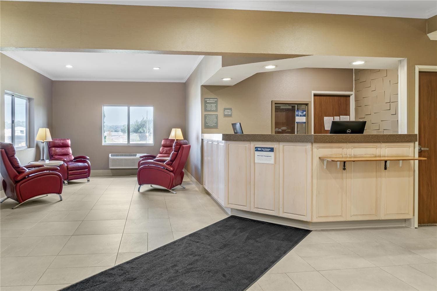 Best Western Lakewinds 4