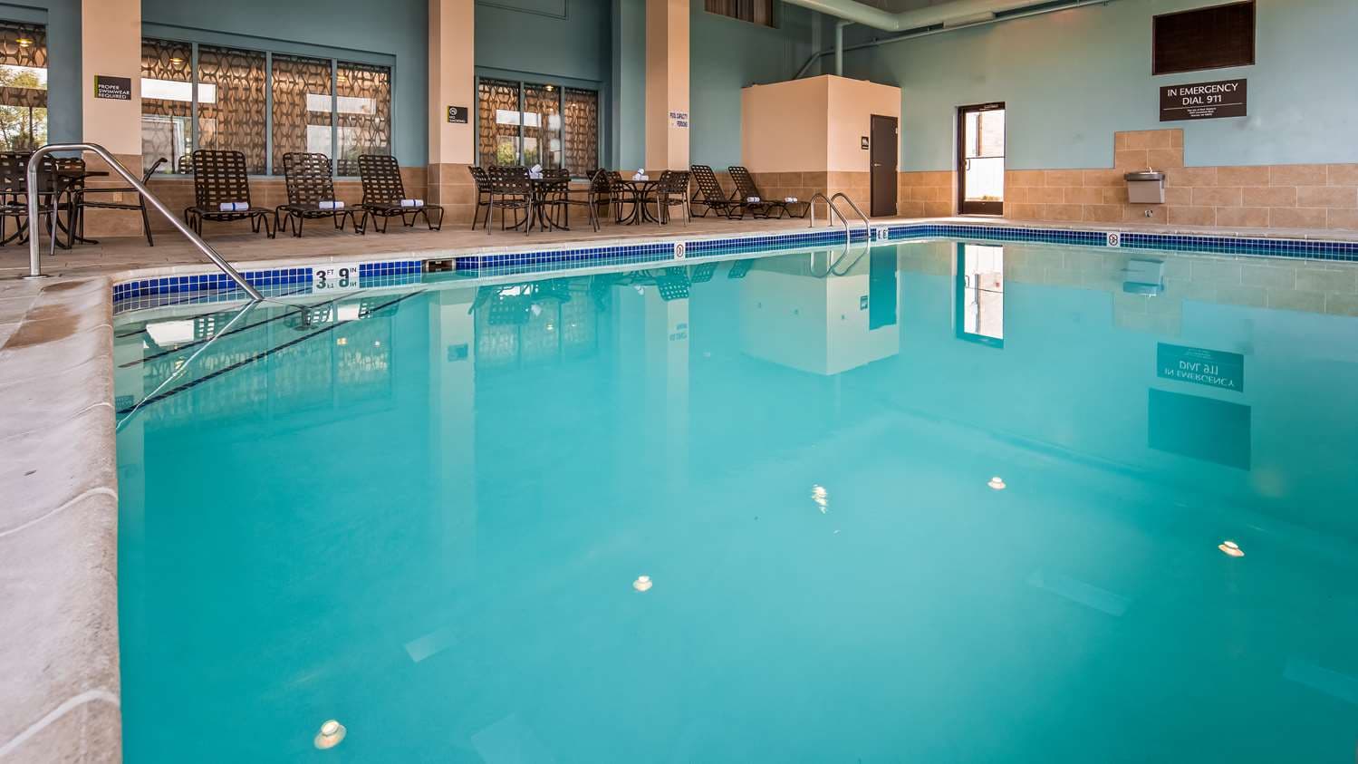 Best Western Warren Hotel 4