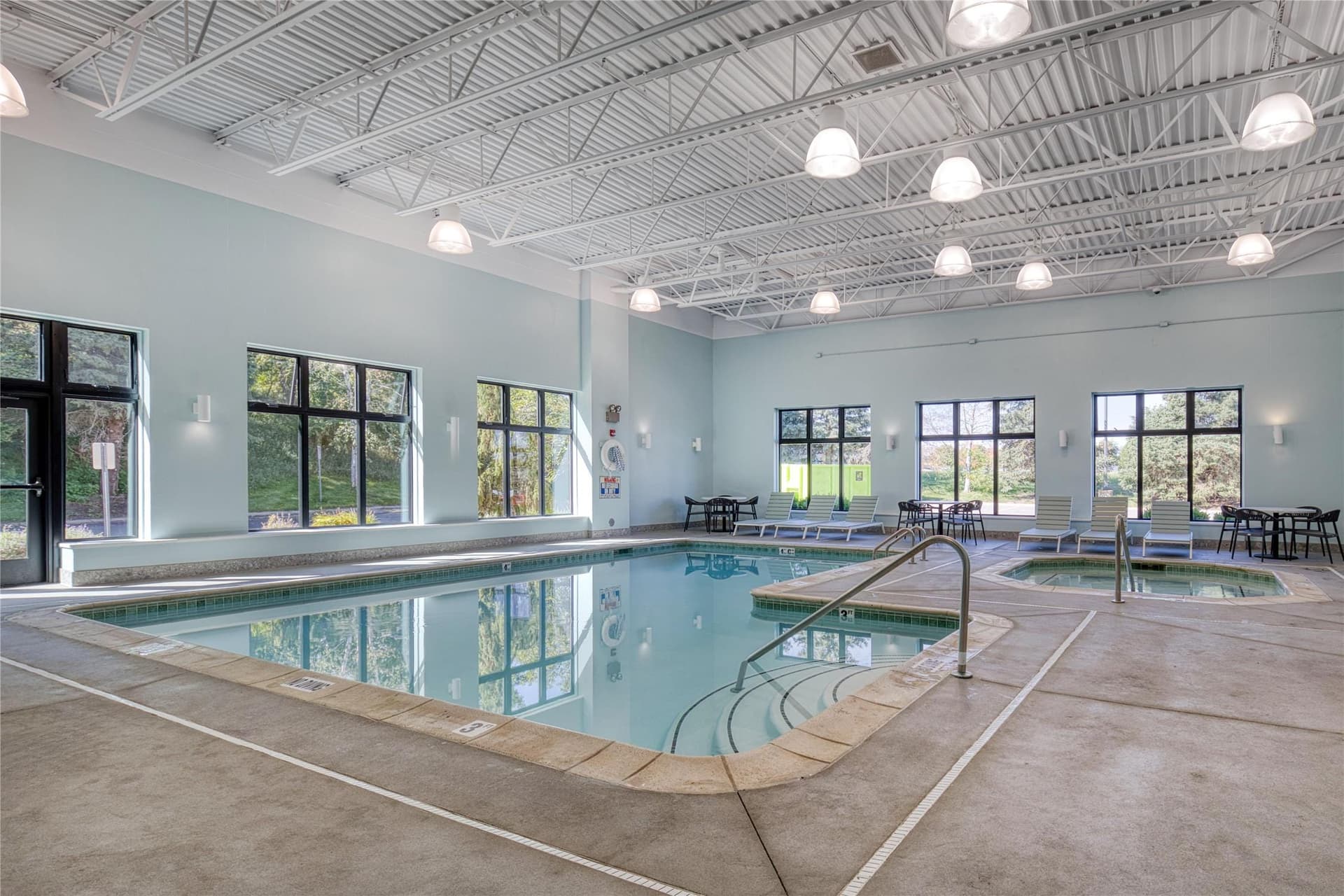Best Western Byron Center 5