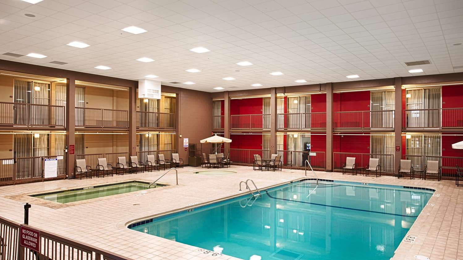 Best Western Plus Willmar 4