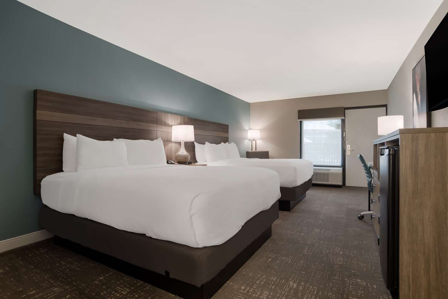 Best Western Flagship Inn 5