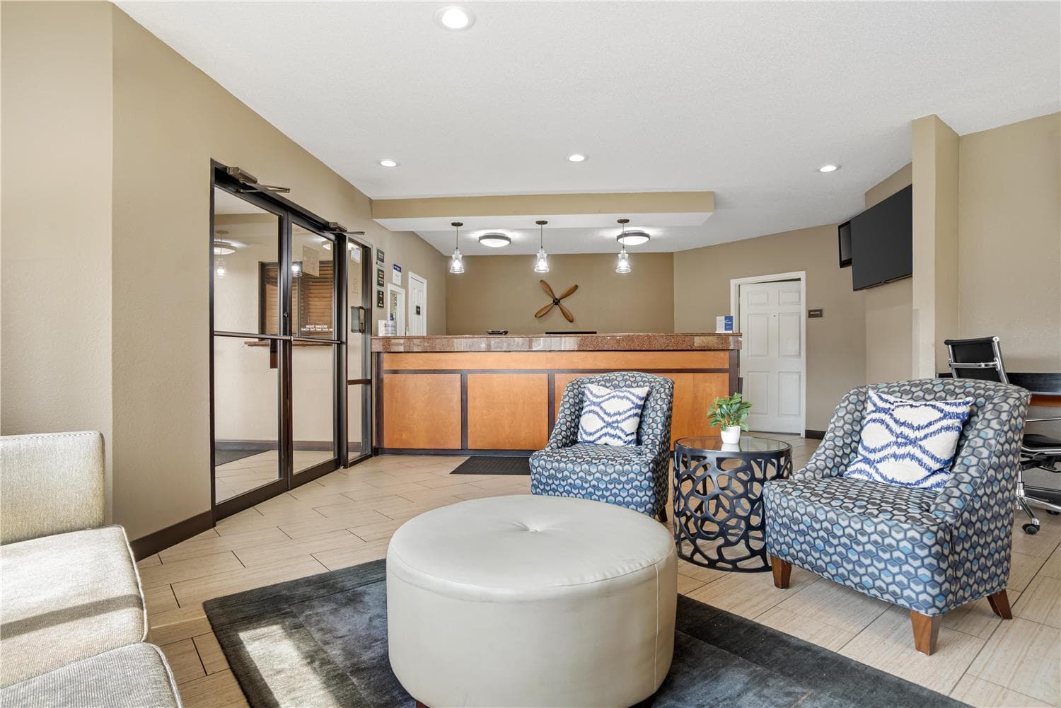 Best Western Airport Inn 2