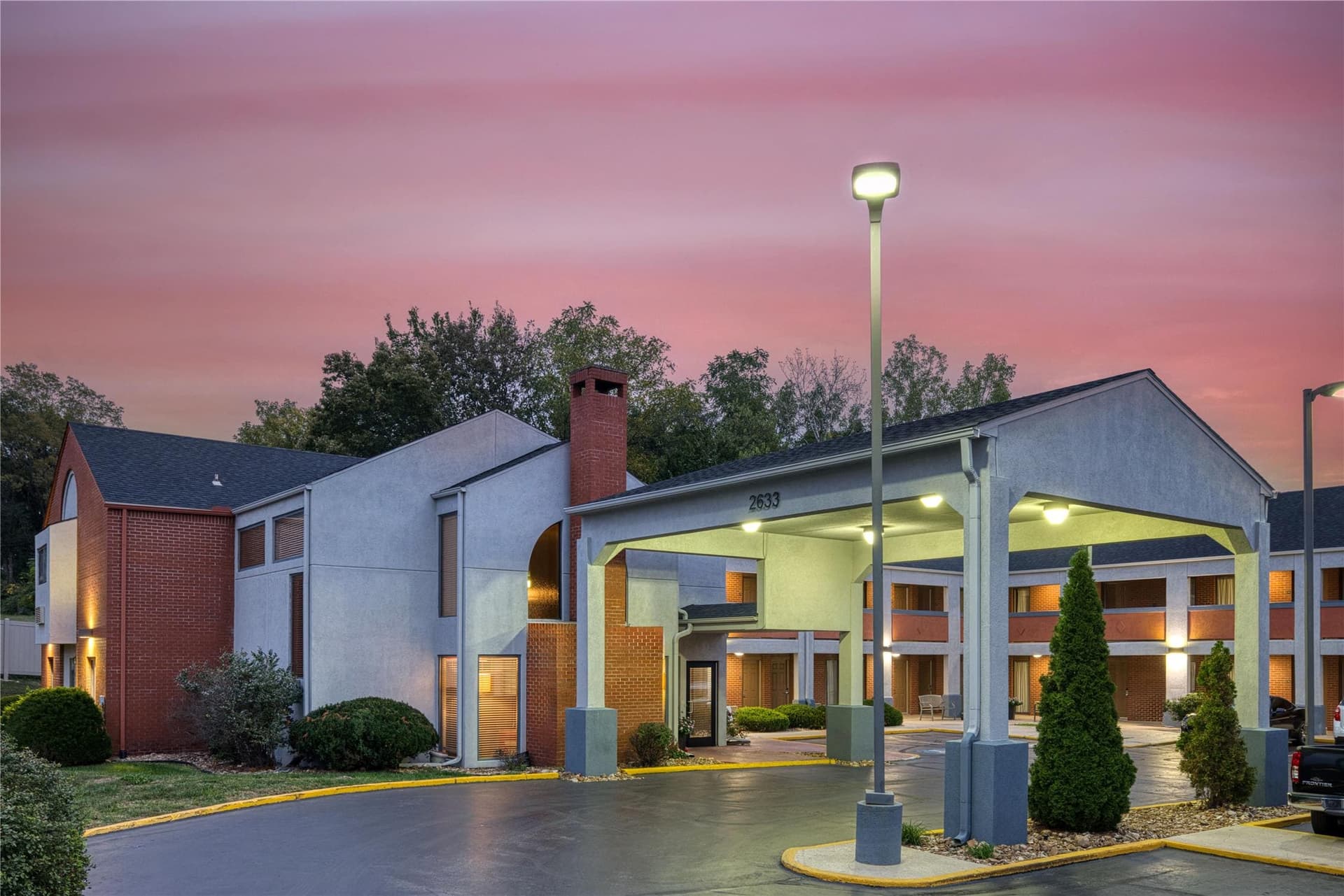 SureStay by Best Western Kansas City Country Inn North 2