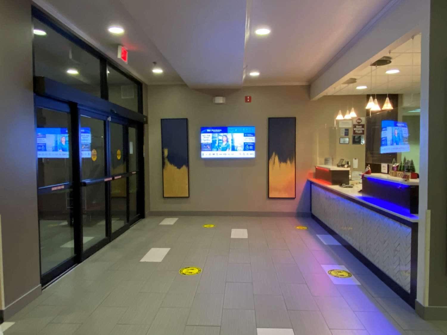 Best Western Plus Kansas City Airport-KCI East 2