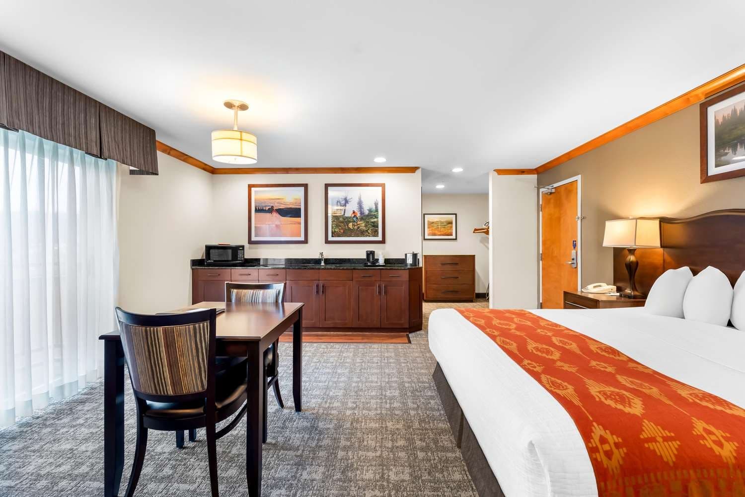 Best Western Rocky Mountain Lodge 3