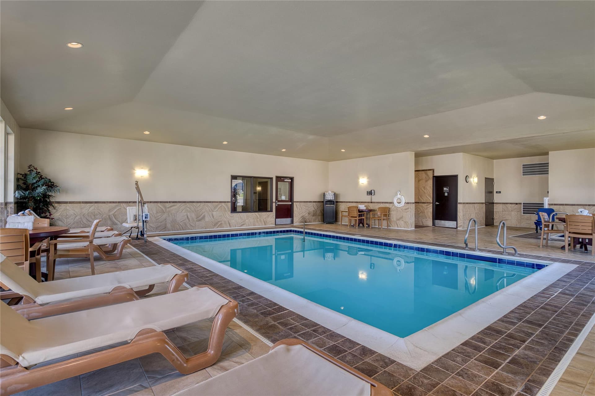 Best Western Shelby Inn & Suites 5