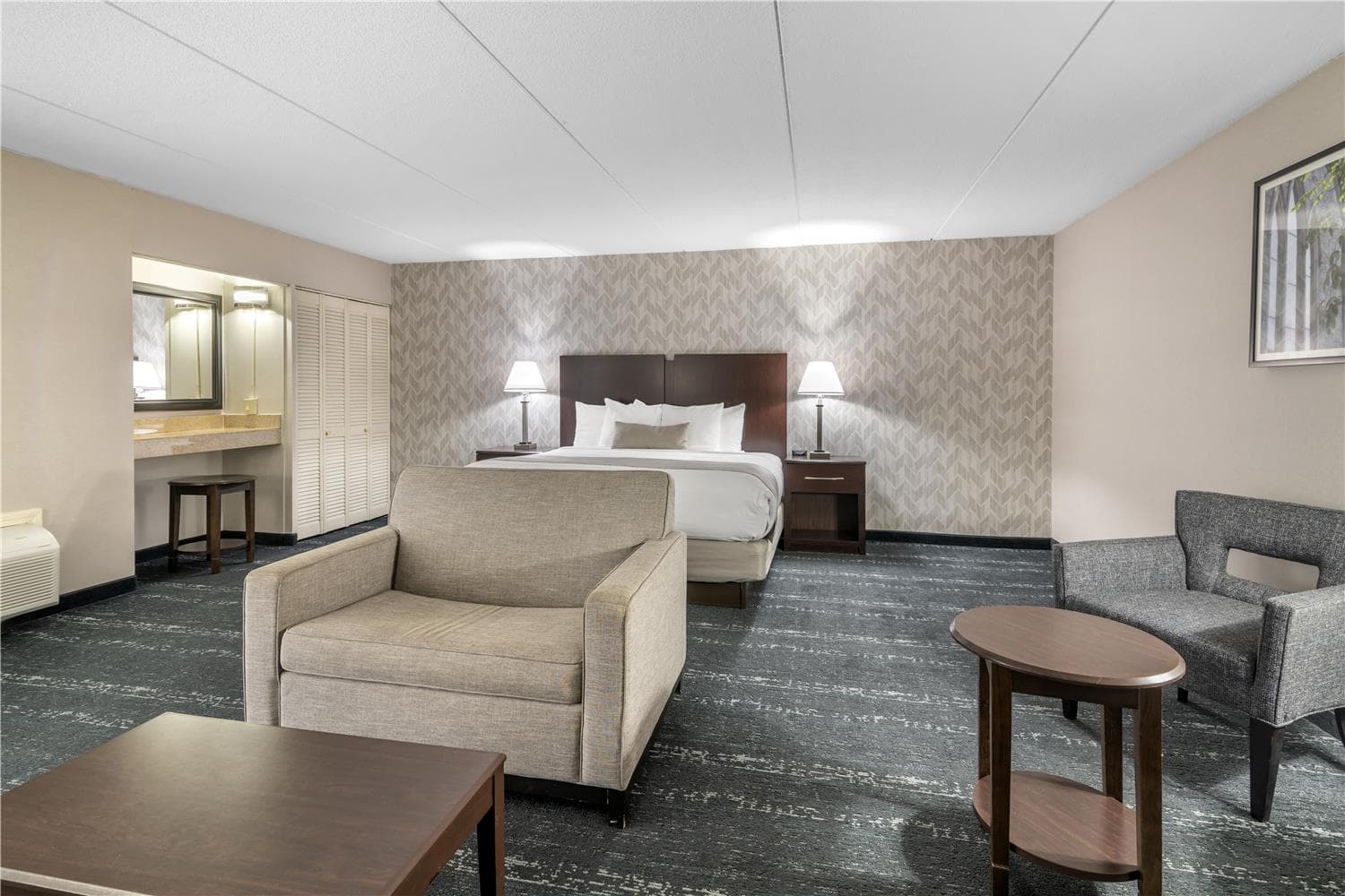 Best Western Plus Keene Hotel 3