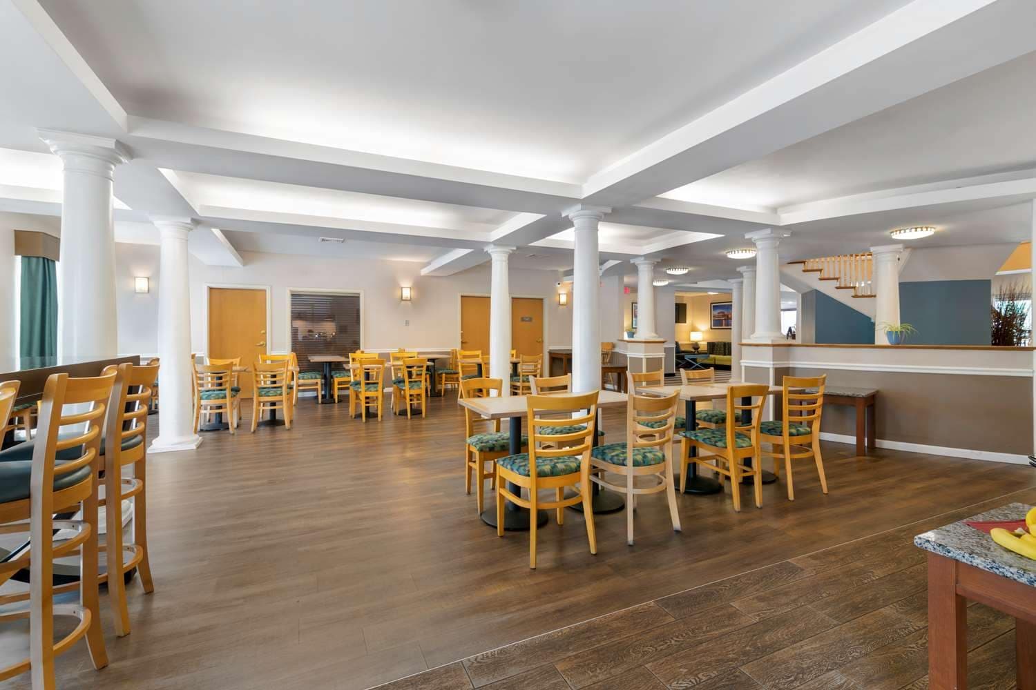 Best Western Plus Executive Court Inn & Conference Center 5