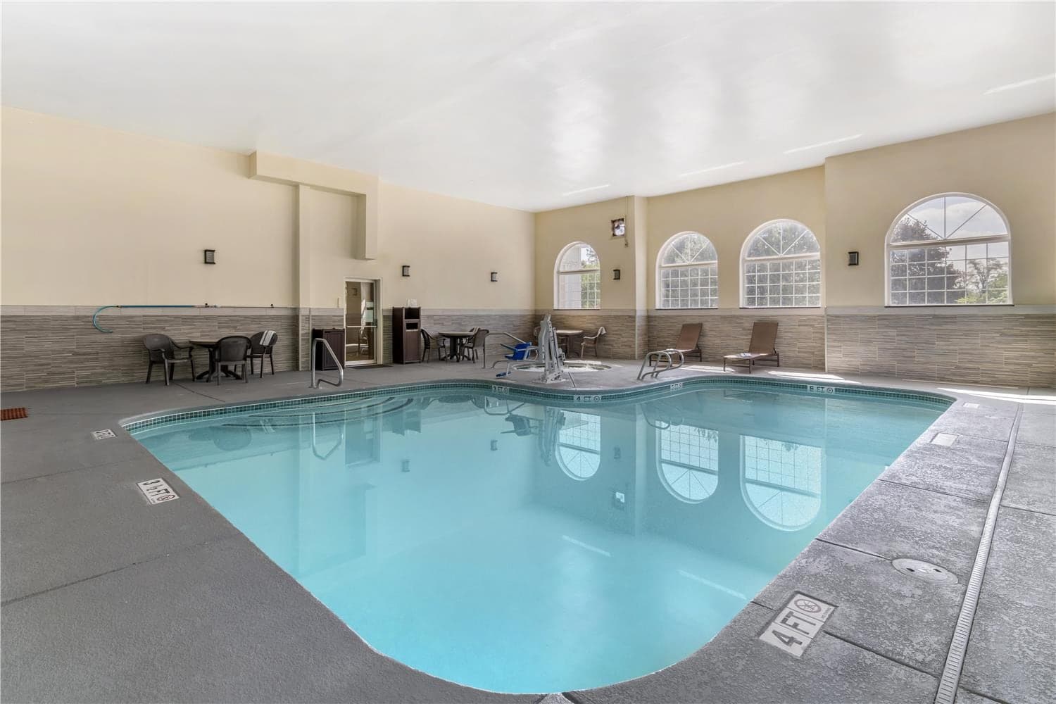 Best Western Concord Inn & Suites 4