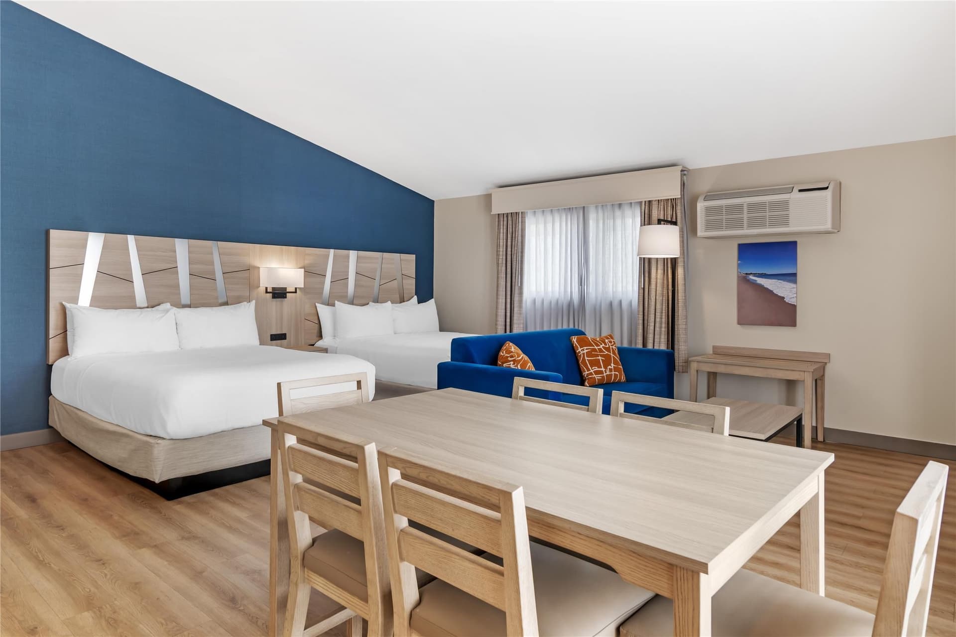 Best Western Plus The Inn at Hampton 4