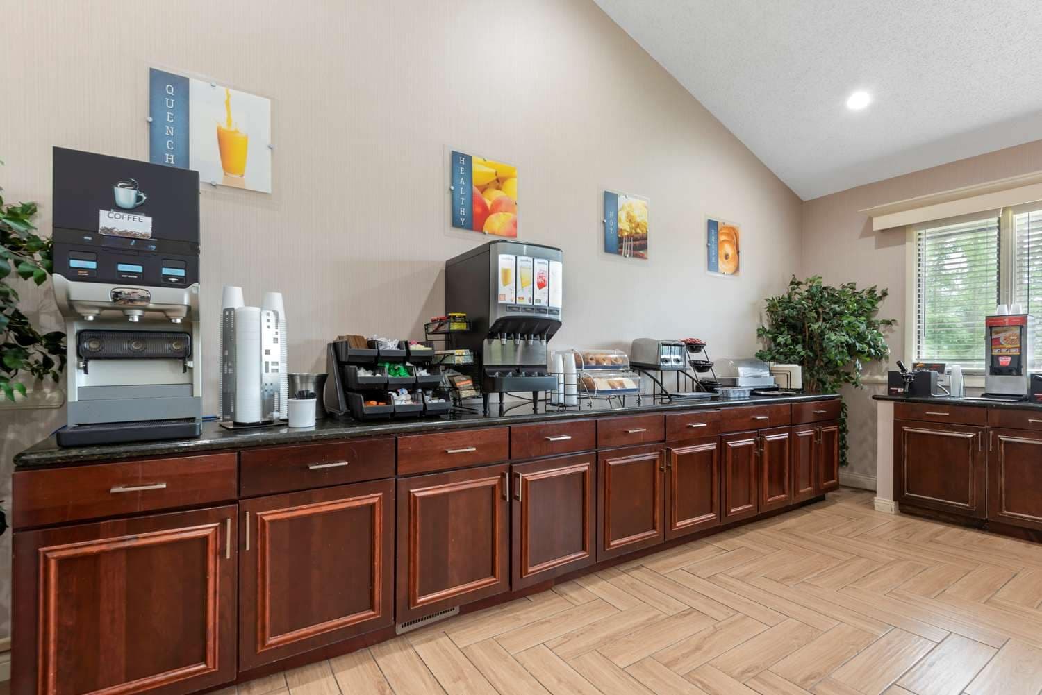 Best Western University Inn 4