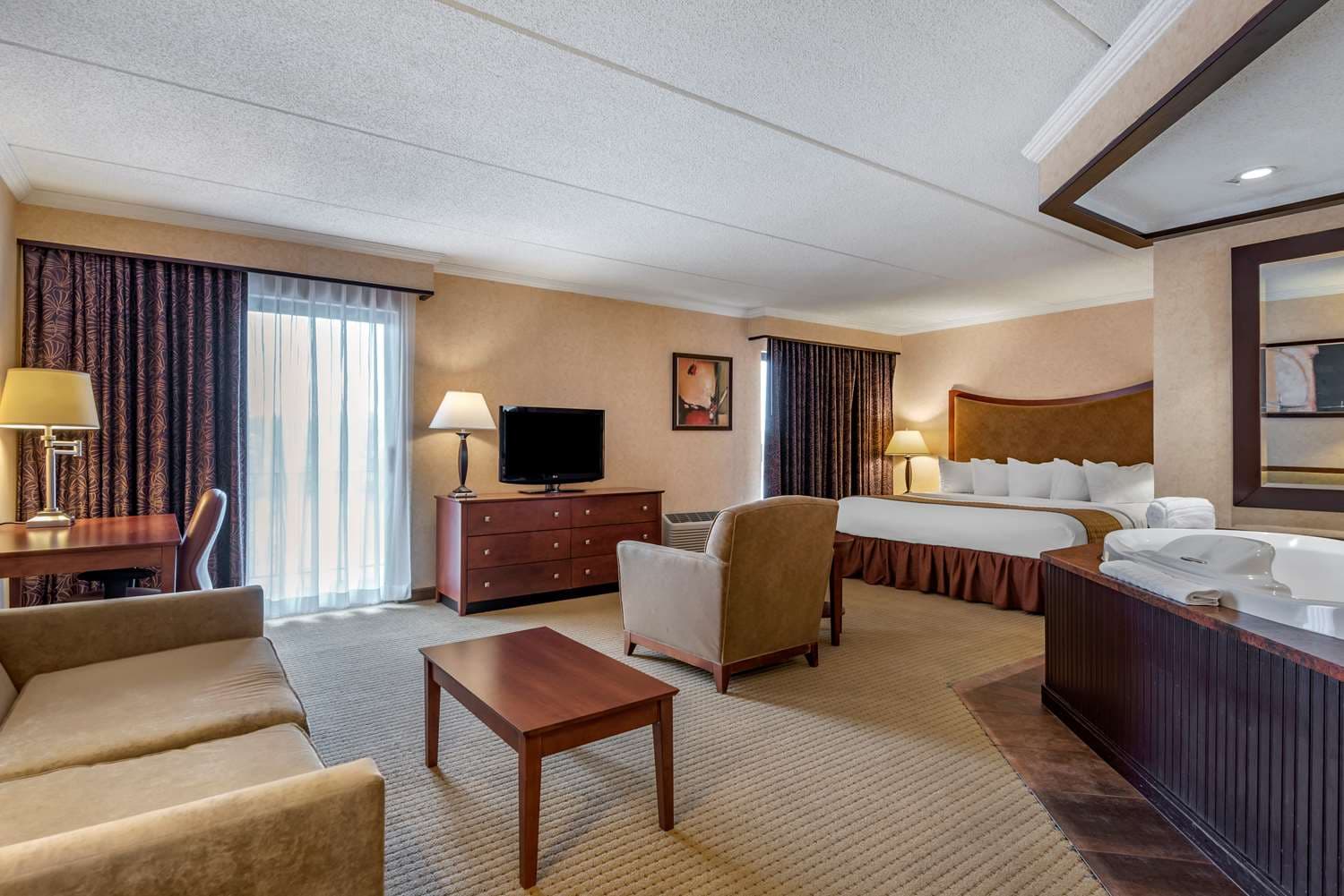 Best Western Plus Oswego Hotel and Conference Center 2