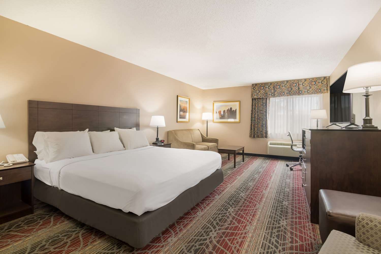 Best Western Saranac Lake 4