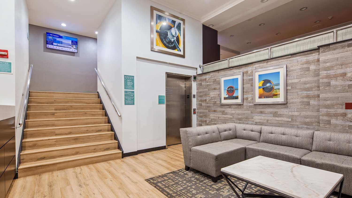 Best Western JFK Airport Hotel 3