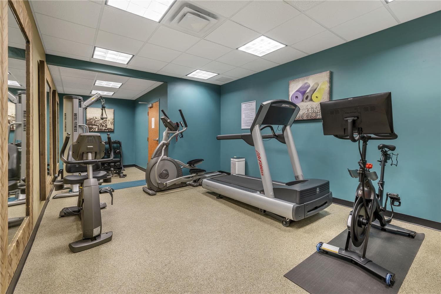 Best Western Plus University Inn 5