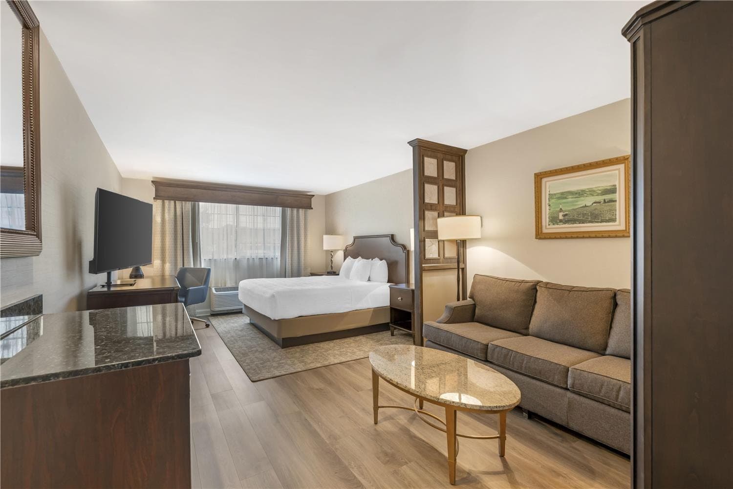 Best Western Plus Vineyard Inn & Suites 5