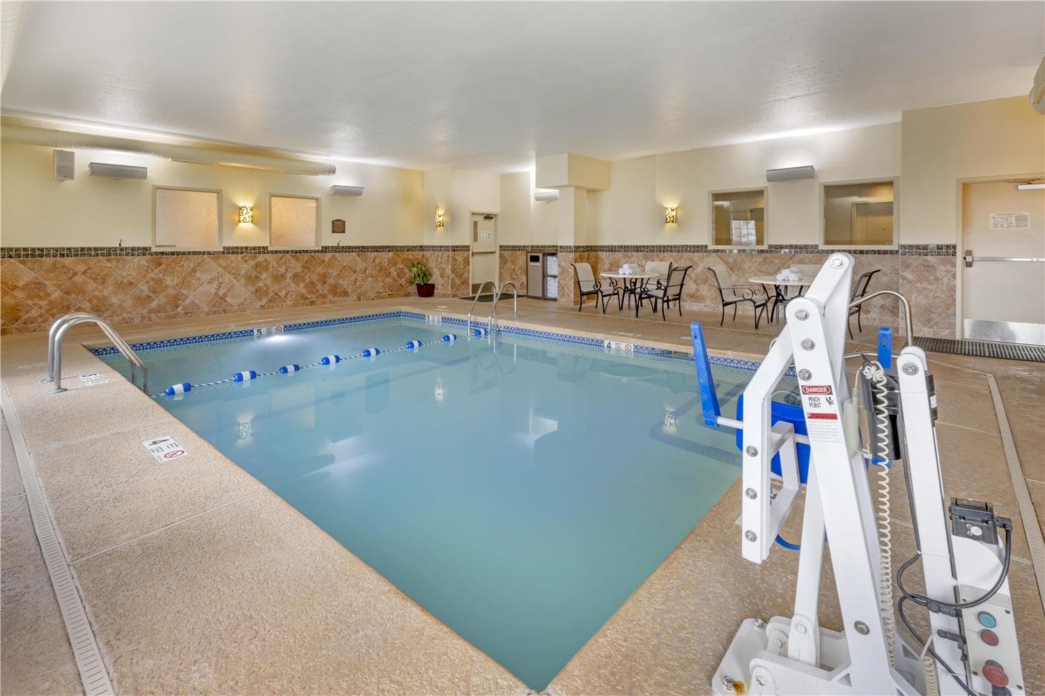 Best Western Plus Vineyard Inn & Suites 4