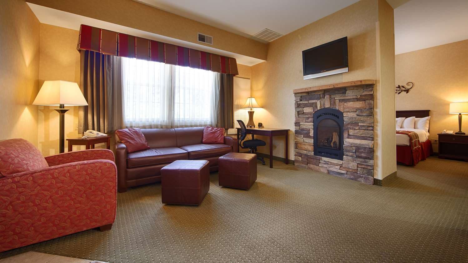 Best Western Plus Ticonderoga Inn & Suites 5