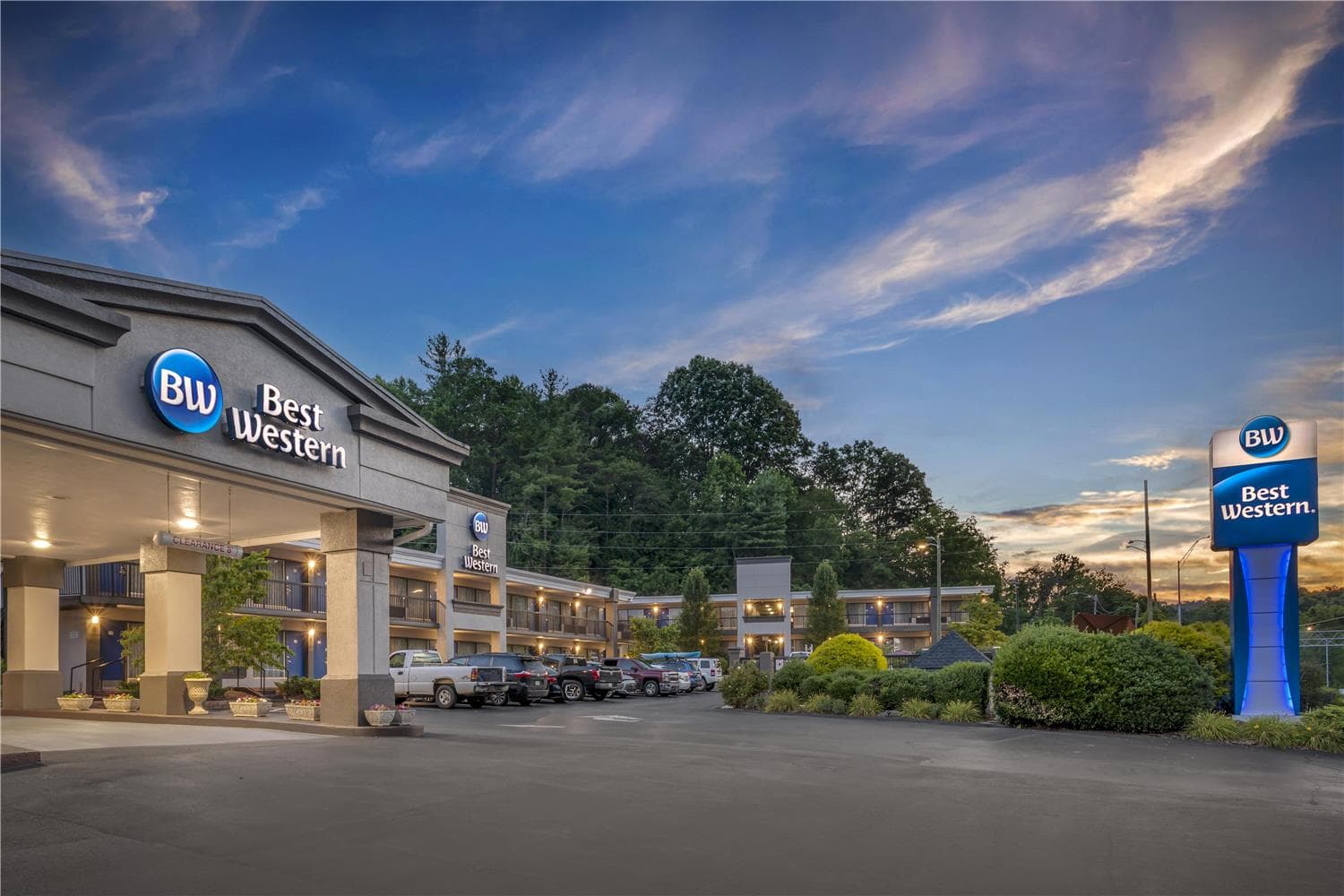 Best Western Asheville Blue Ridge Parkway 2