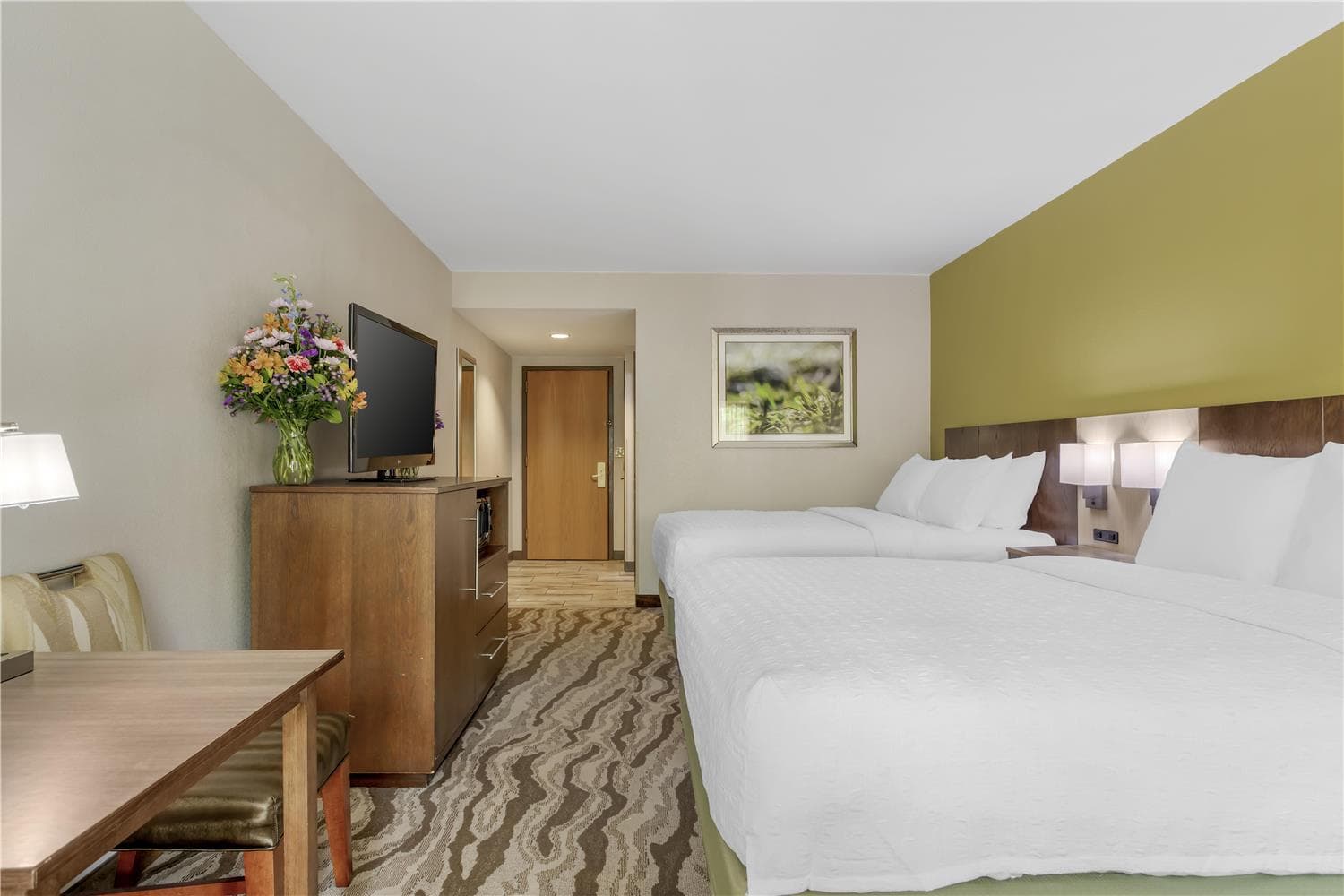 Best Western Plus River Escape Inn & Suites 4