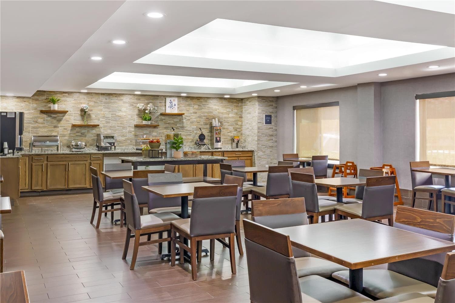 Best Western Plus Raleigh Crabtree Valley Hotel 5