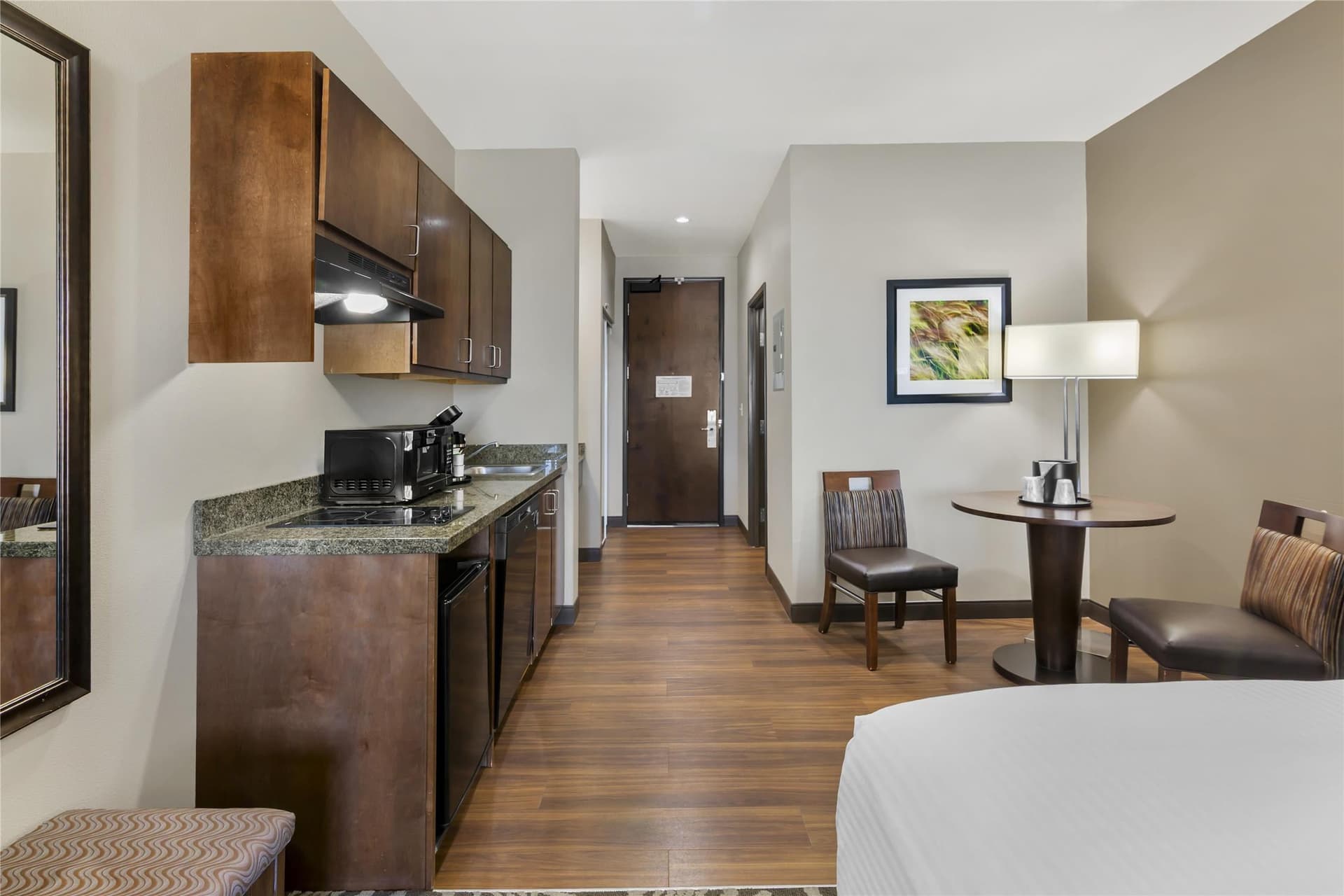 Best Western Plus Williston Hotel & Suites 5